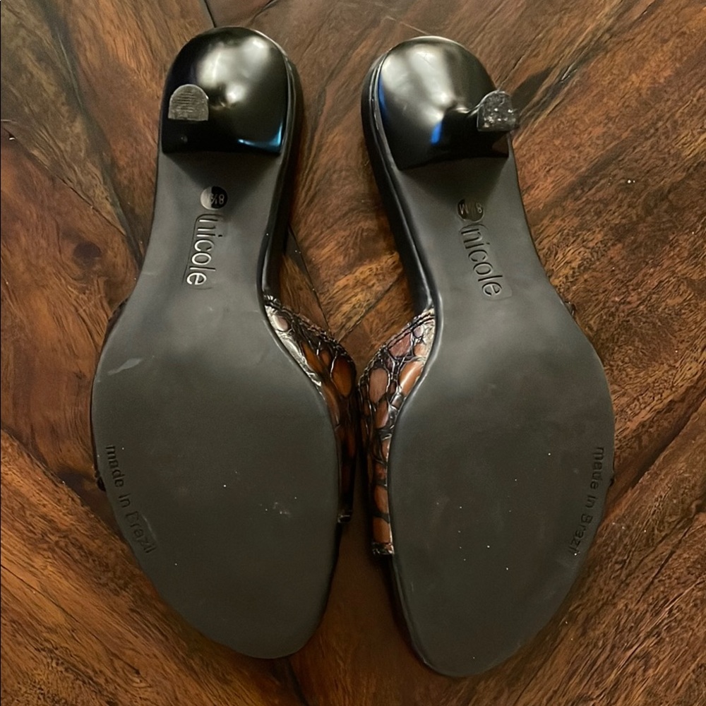 🤎Nicole Brown Mules with Metallic Embellishment - Picture 10 of 16